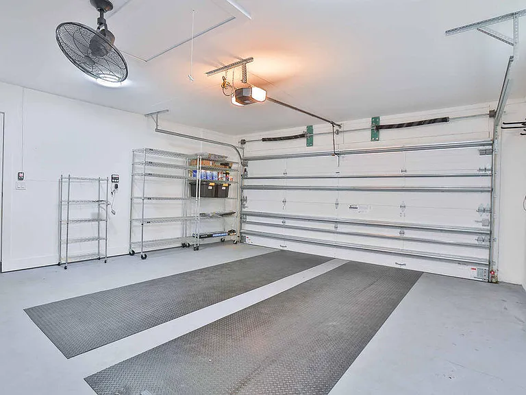 713 Forsyth St — Photo 6