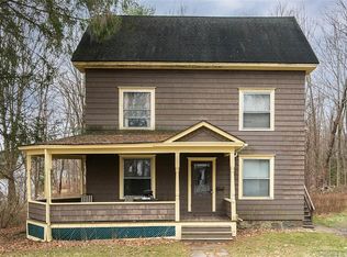 61 John St, Winsted, CT 06098