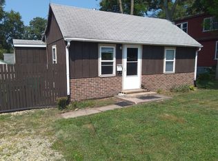 1113 N 16th St, Pekin, IL