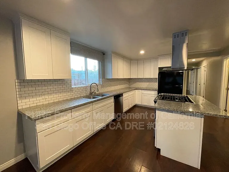 3642 Central Ave #A — Photo 4