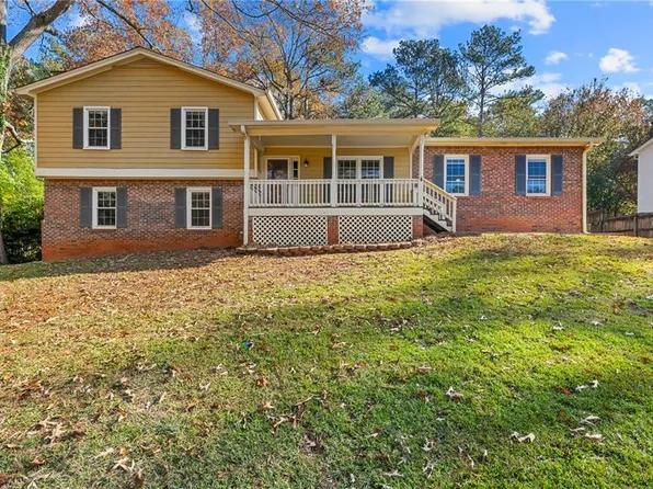 5214 Parkside Dr SE, Conyers, GA 30094