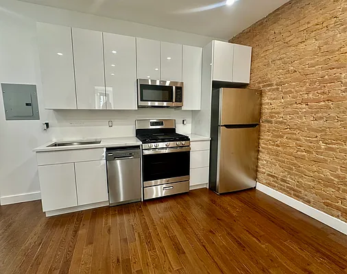 Rented by Onyx | media 4