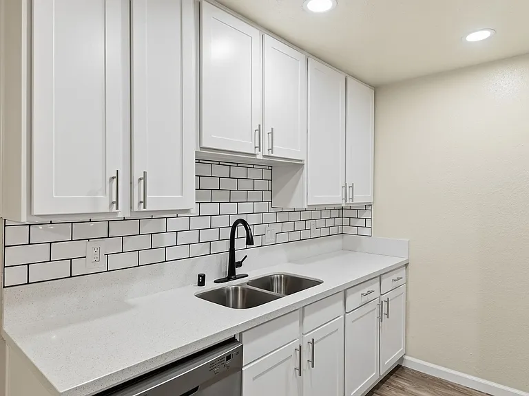 Our 'Premium' 2 Bedroom 2 Bath Apartment Kitchen at Vista Flores Apartments