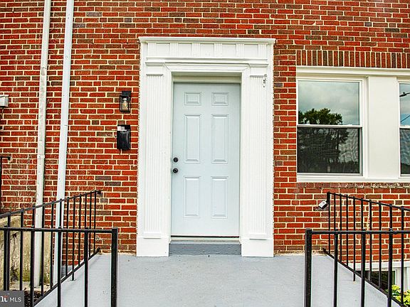 3rd image of 1108 Newfield Rd