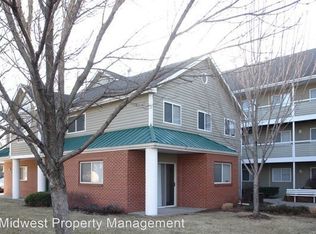 1903 Massachusetts St #5, Lawrence, KS 66046