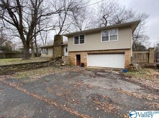 745 Academy St, Courtland, AL 35618