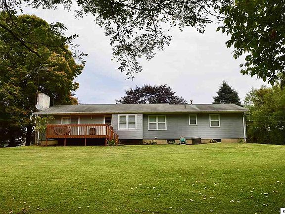 5th image of 21 Meadowbrook Dr