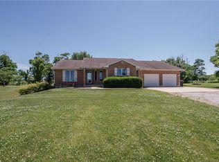 56183 Penny Ln, New London, MO 63459
