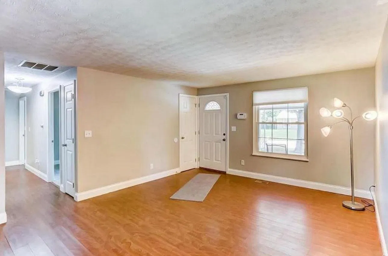 Leawood Dr, Huber Heights — Photo 2