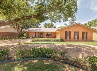 214 E 27th St, Littlefield, TX 79339