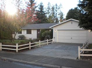 19910 8th Ave SE, Bothell, WA 98012