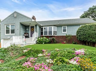 1400 Treeneedle Rd, Point Pleasant Beach, NJ 08742