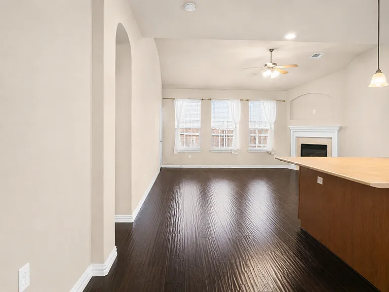 2812 Gooseberry Dr — Photo 9