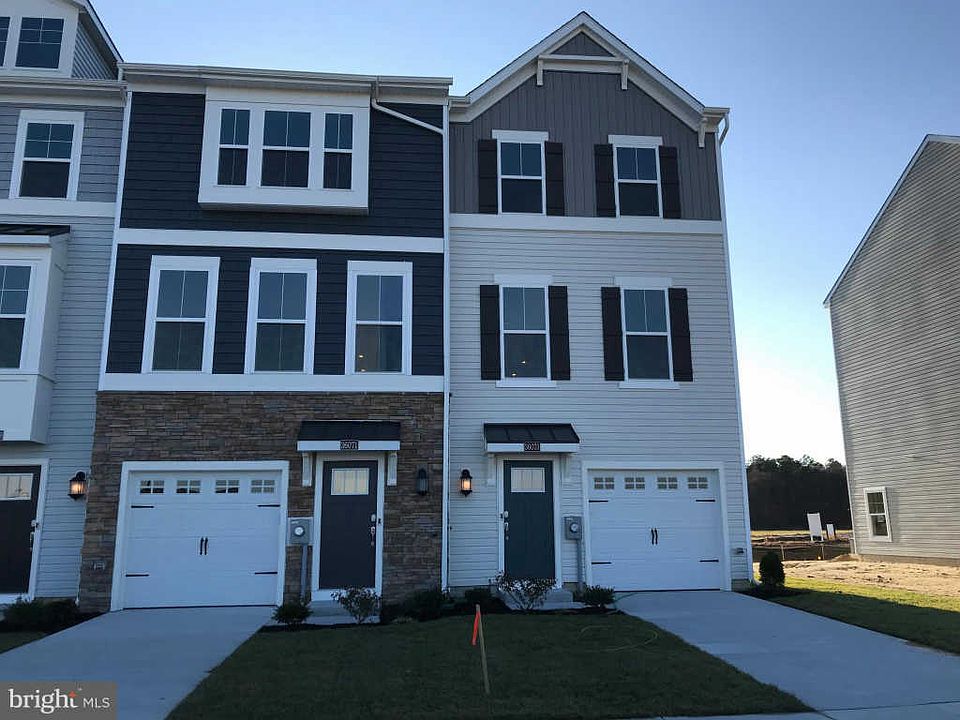 1st image of 36073 Auburn Way #36073