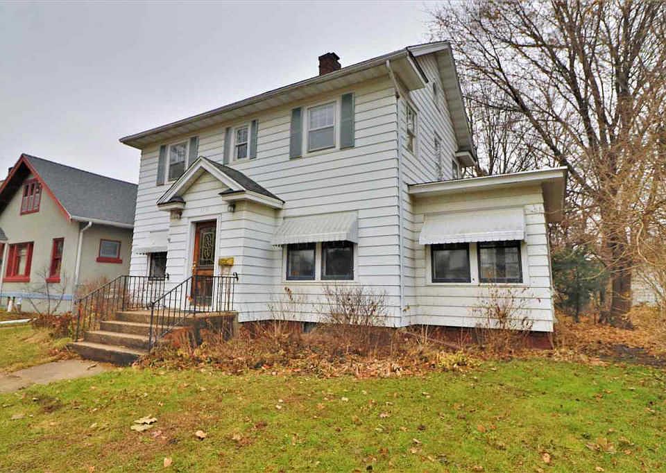 1st image of 1711 Douglas St