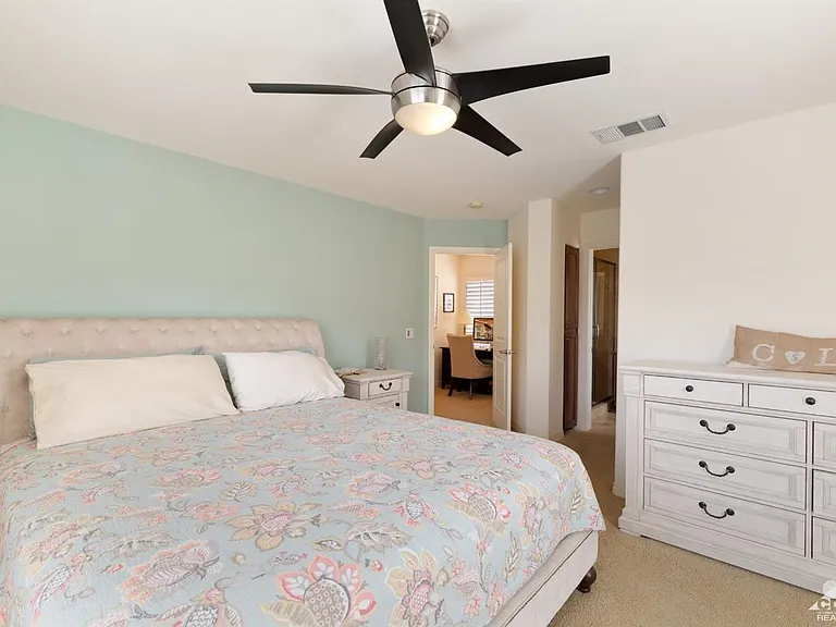 52130 Rosewood Ln — Photo 45