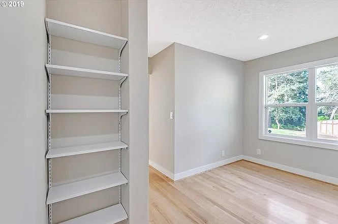 5810 SE Flavel Dr — Photo 14