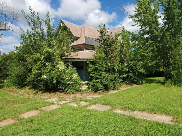 600 Oak St, Blockton, IA 50836