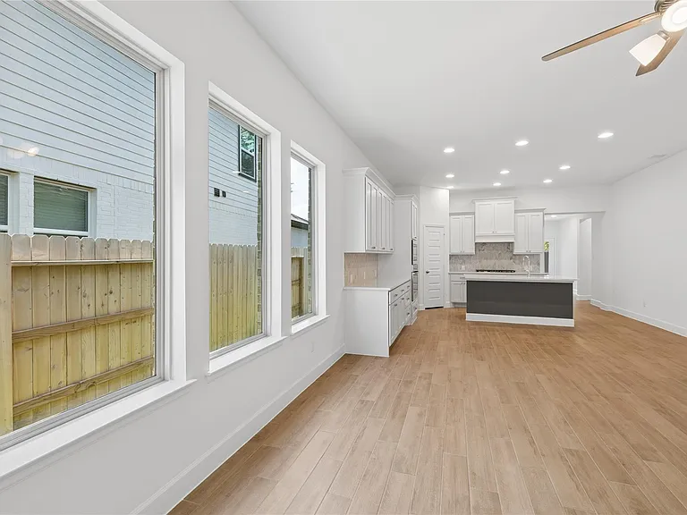 29934 Stony Forest Dr — Photo 5