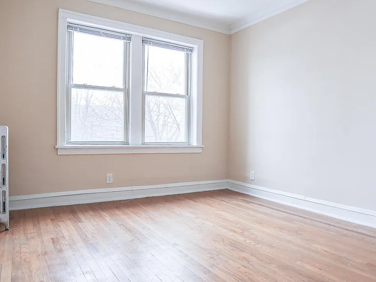 3948 W Roscoe St #2A — Photo 5