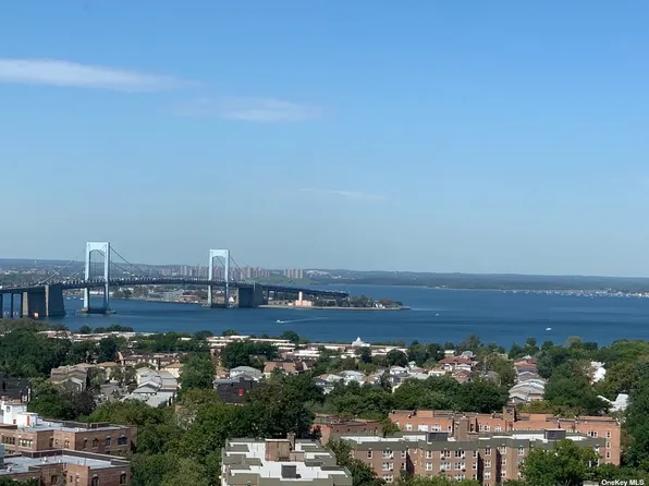 1 Bay Club Dr, Bayside, NY