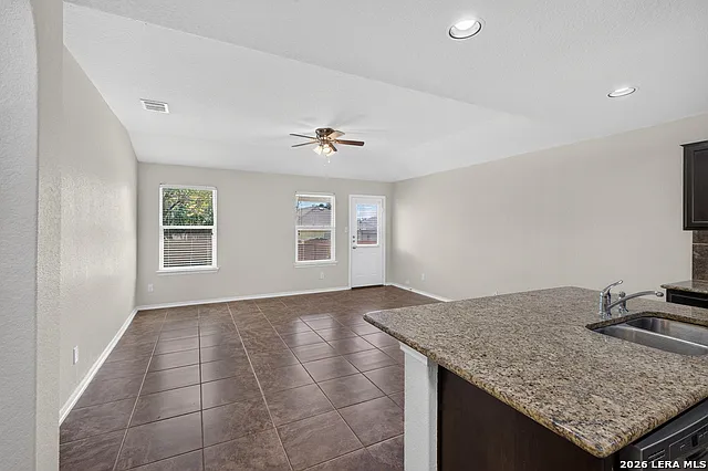 1438 Anise Ln — Photo 8