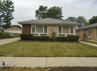 8922 National Ave, Morton Grove, IL