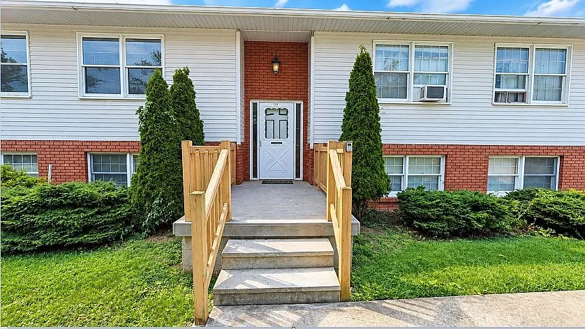101 Wright St #1