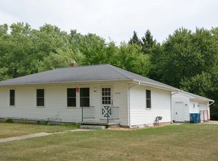 4106 Mount Olivet Rd, Kalamazoo, MI 49004