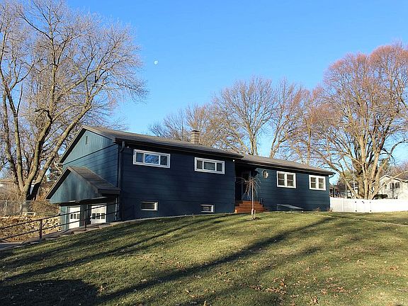 5th image of 5724 N 97th St