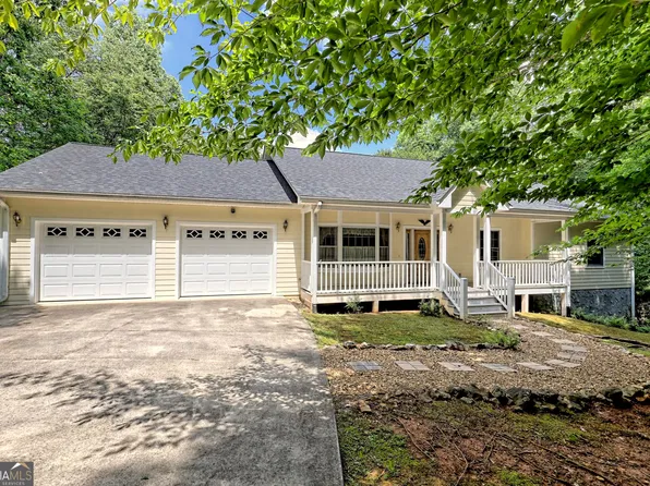 1652 Deer Trail Lakes Dr, Clarkesville, GA 30523
