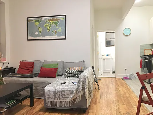 Rented by Jeffrey Mosczyc, LREB | media 22