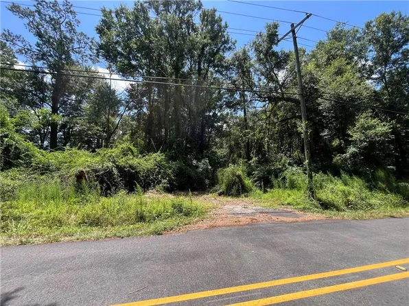 Berry Todd Rd, Lacombe, LA 70445
