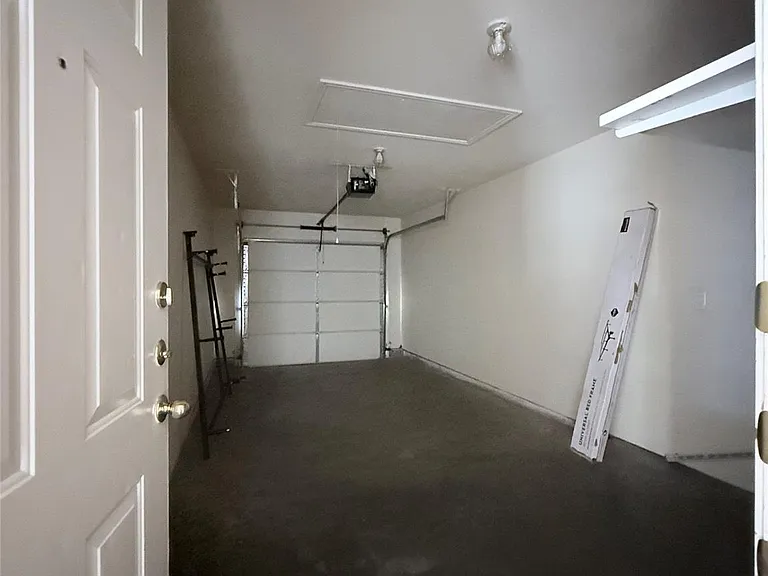 8621 Talyne Chaise Cir #B — Photo 23