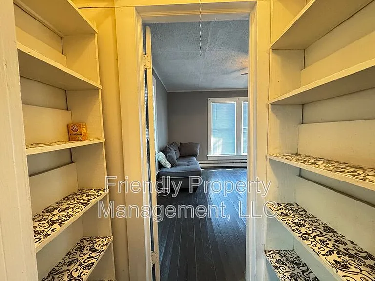 706 Walker Ave #B — Photo 7