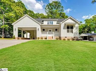 310 Garrett St, Fountain Inn, SC 29644