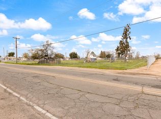 3154 W McKinley Ave, Fresno, CA 93722