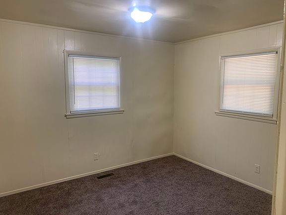 5th image of 108 Hawkins Ave