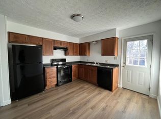 711 Hillcrest Ave #4, Nixa, MO 65714