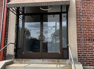 700 S 10th St APT 3F, Philadelphia, PA 19147