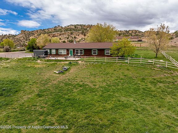 2nd image of 2880 County Road 233