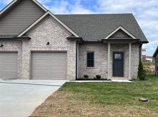 560 Cumberland Pointe Ln, Bowling Green, KY 42103