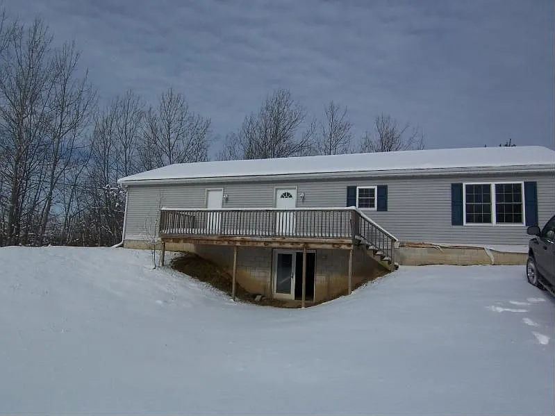 8061 Harris Rd photo 1