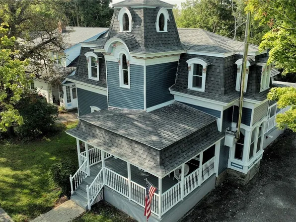 37 W Main St, Corfu, NY 14036