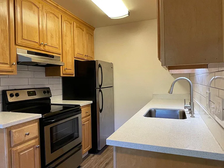 940 Kiely Blvd #K — Photo 1