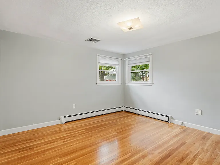 1364 Trapelo Rd — Photo 13