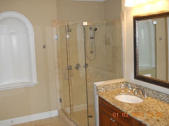 5th image of 408 Kelly Plantation Dr Unit 1609