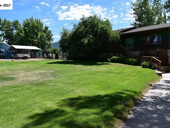 3rd image of 470-945 Emerson Dr