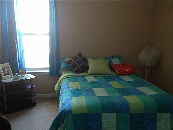 5th image of 212 Haywood Dr
