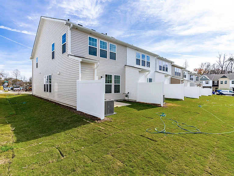 164 Hyacinth Ln — Photo 31